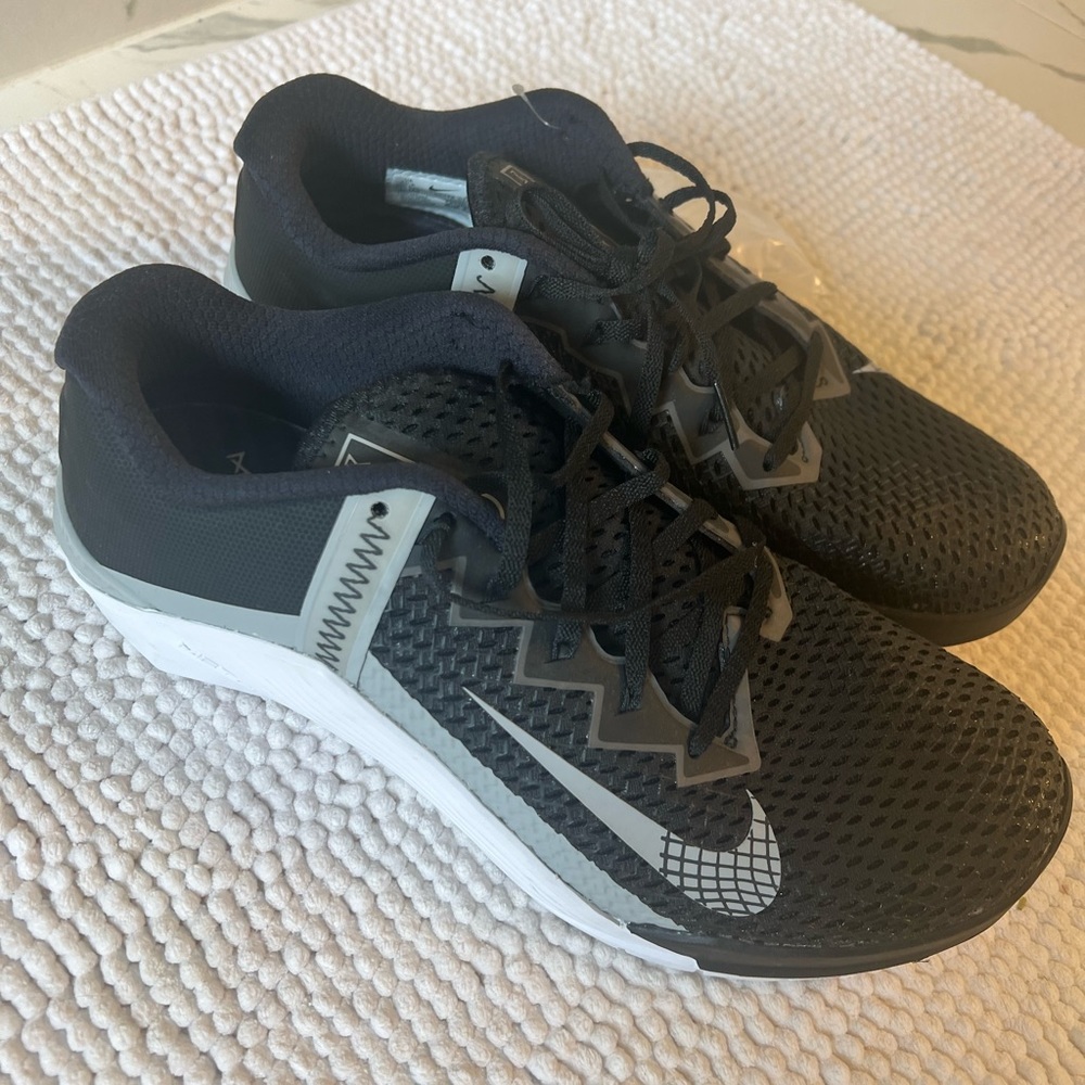 Mens Nike Metcons